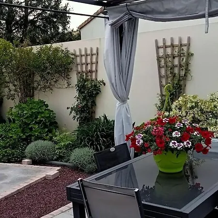 Jolie Maison Au Calme - 300m De La - Terrasse - Barbecue Saint-Michel-Chef-Chef