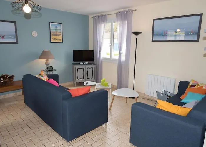 Prázdninový dům Jolie Maison Au Calme - 300m De La - Terrasse - Barbecue