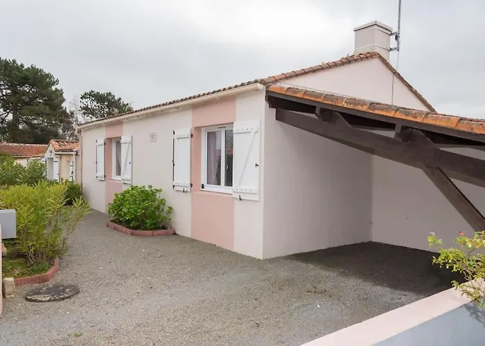 Jolie Maison Au Calme - 300m De La - Terrasse - Barbecue